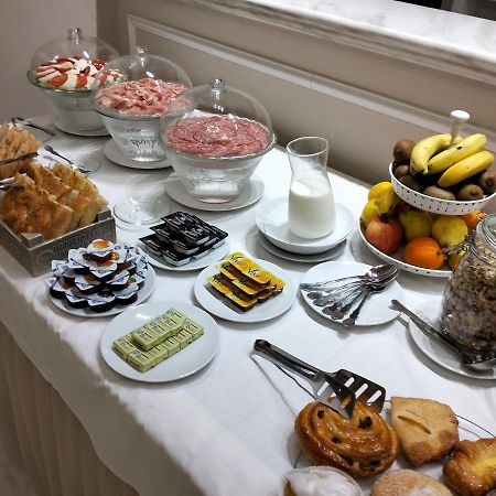 Hotel Paola Altopascio Eksteriør billede